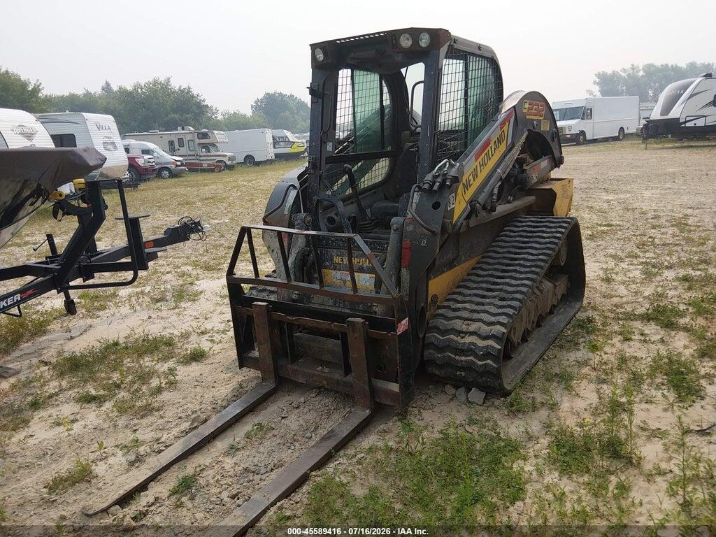 JAF0C232JKM472422 2019 NEW HOLLAND C232 LOADER photo no. 2