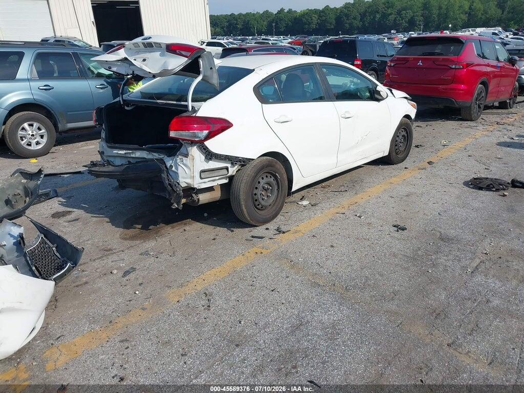 3KPFK4A71HE069242 2017 KIA FORTE photo no. 4