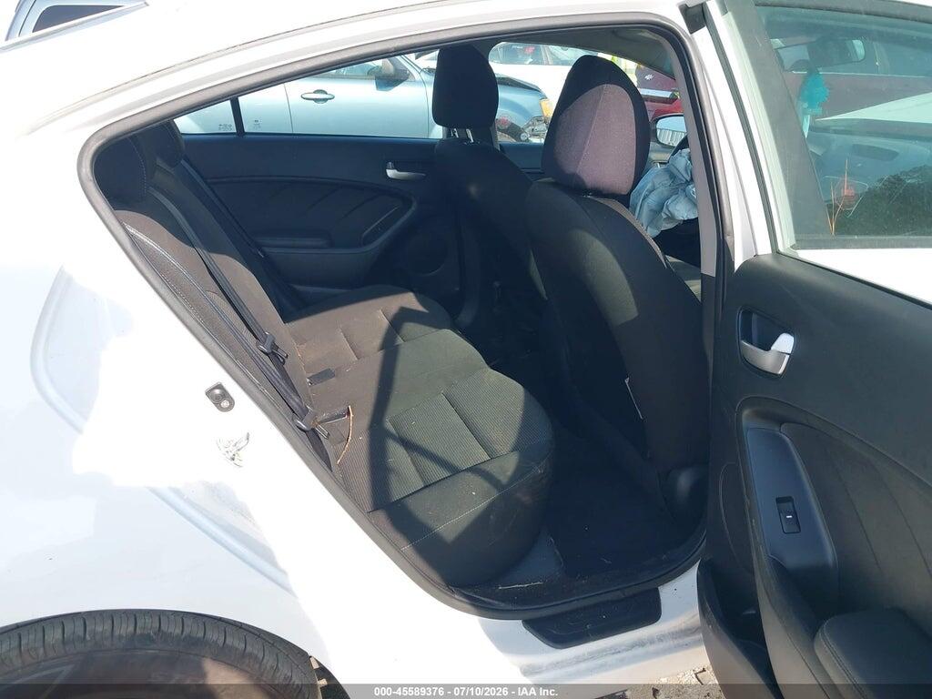 3KPFK4A71HE069242 2017 KIA FORTE photo no. 8