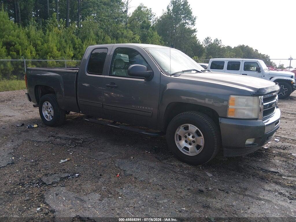 1GCRCSE06BZ195006 2011 CHEVROLET SILVERADO 1500 photo no. 1