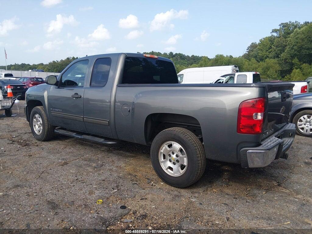1GCRCSE06BZ195006 2011 CHEVROLET SILVERADO 1500 photo no. 3