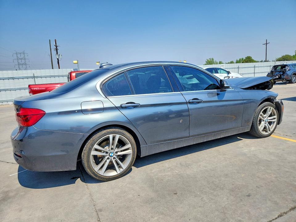 2018 BMW 330 I — Фото 3 из 12
