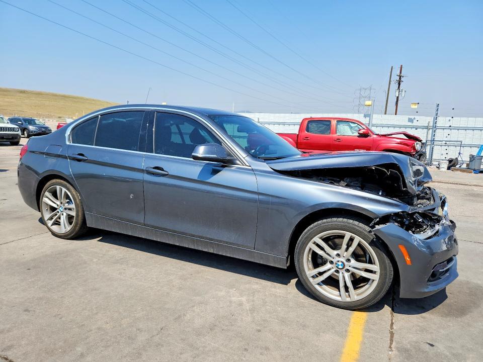 2018 BMW 330 I — Фото 4 из 12