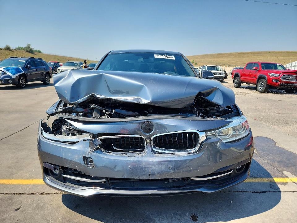 2018 BMW 330 I — Фото 5 из 12