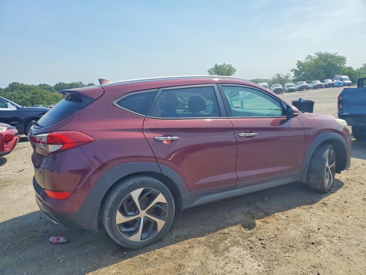 KM8J3CA28GU231031 2016 HYUNDAI TUCSON photo no. 3