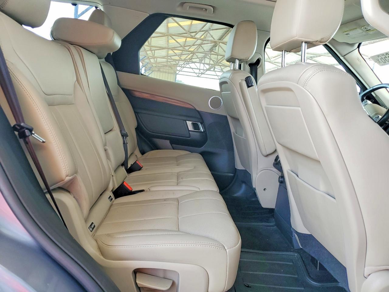 SALRR2RK8JA050906 2018 LAND ROVER DISCOVERY photo no. 11