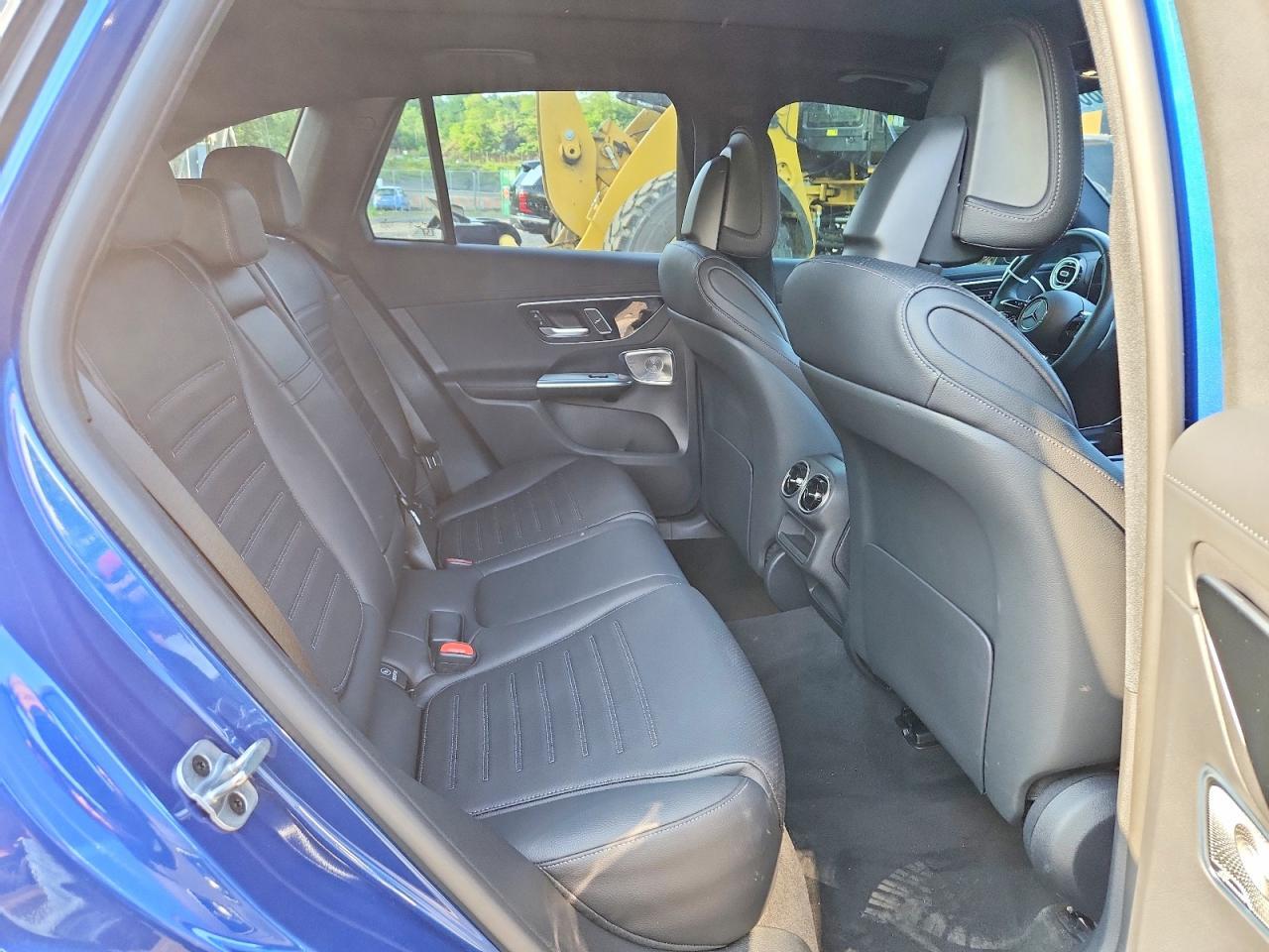 2023 MERCEDES-BENZ GLC 300 4MATIC — Фото 11 из 13