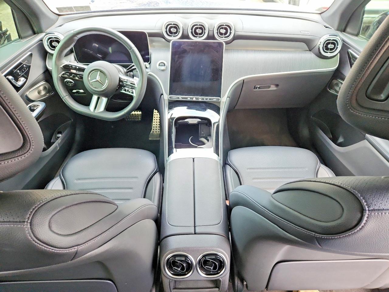 2023 MERCEDES-BENZ GLC 300 4MATIC — Фото 8 из 13