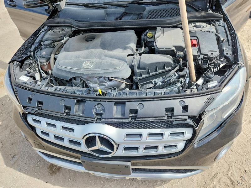 2018 MERCEDES-BENZ GLA 250 — Фото 11 из 12