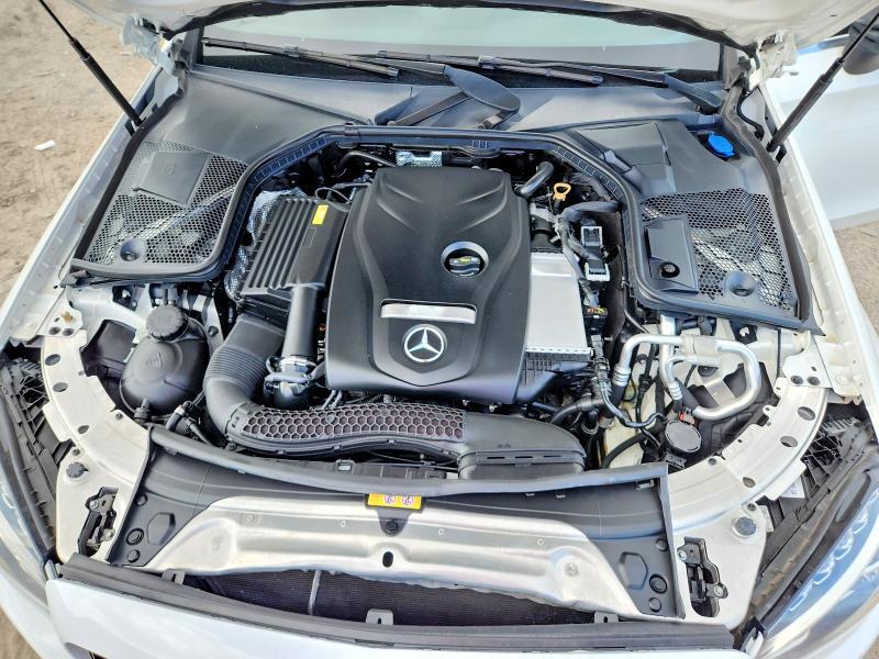 2017 MERCEDES-BENZ C 300 — Фото 11 из 12