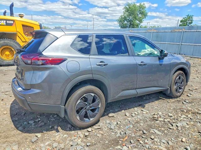 2026 NISSAN ROGUE SV — Фото 3 из 13