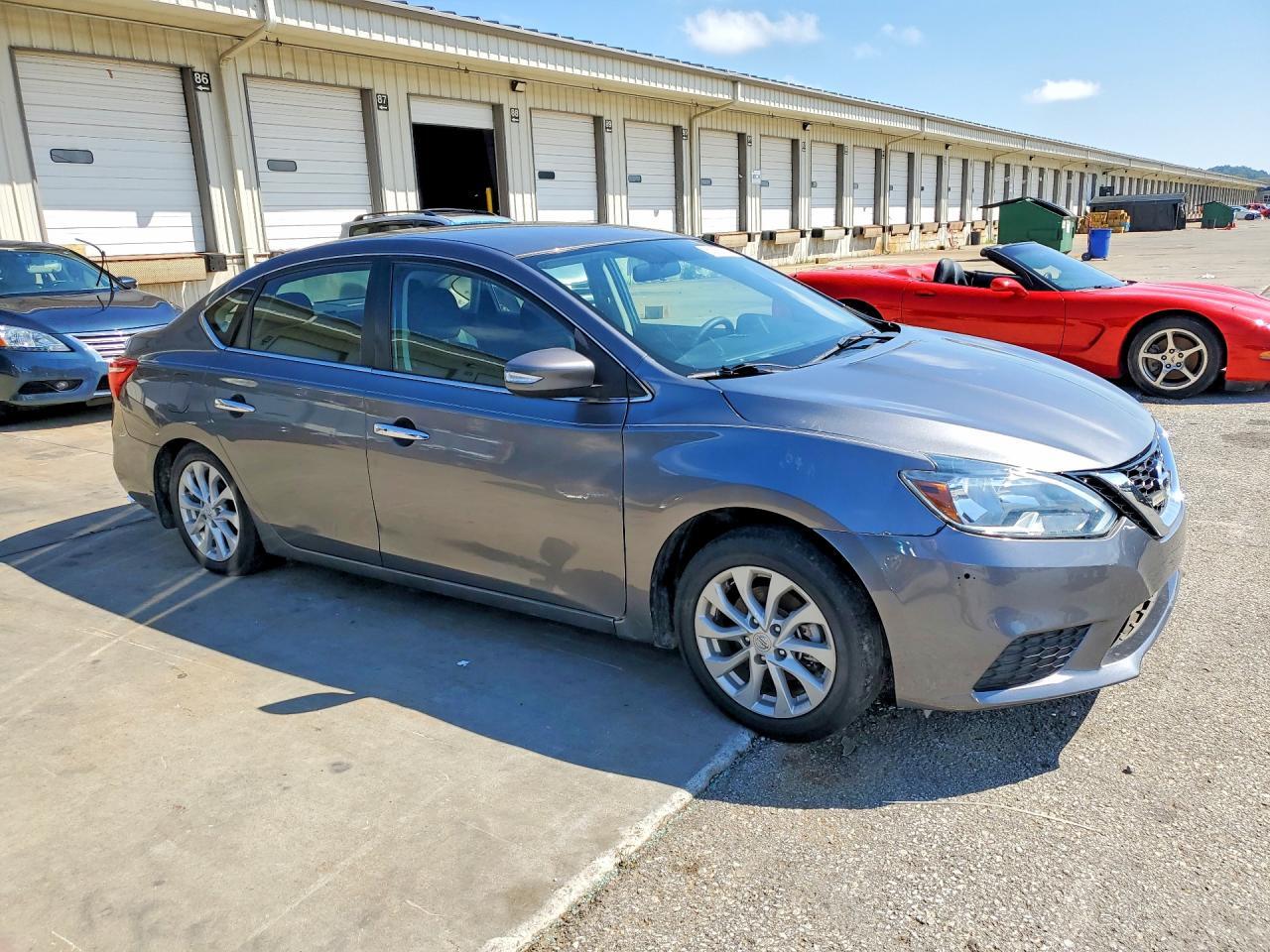 2019 NISSAN SENTRA SV — Фото 4 из 12