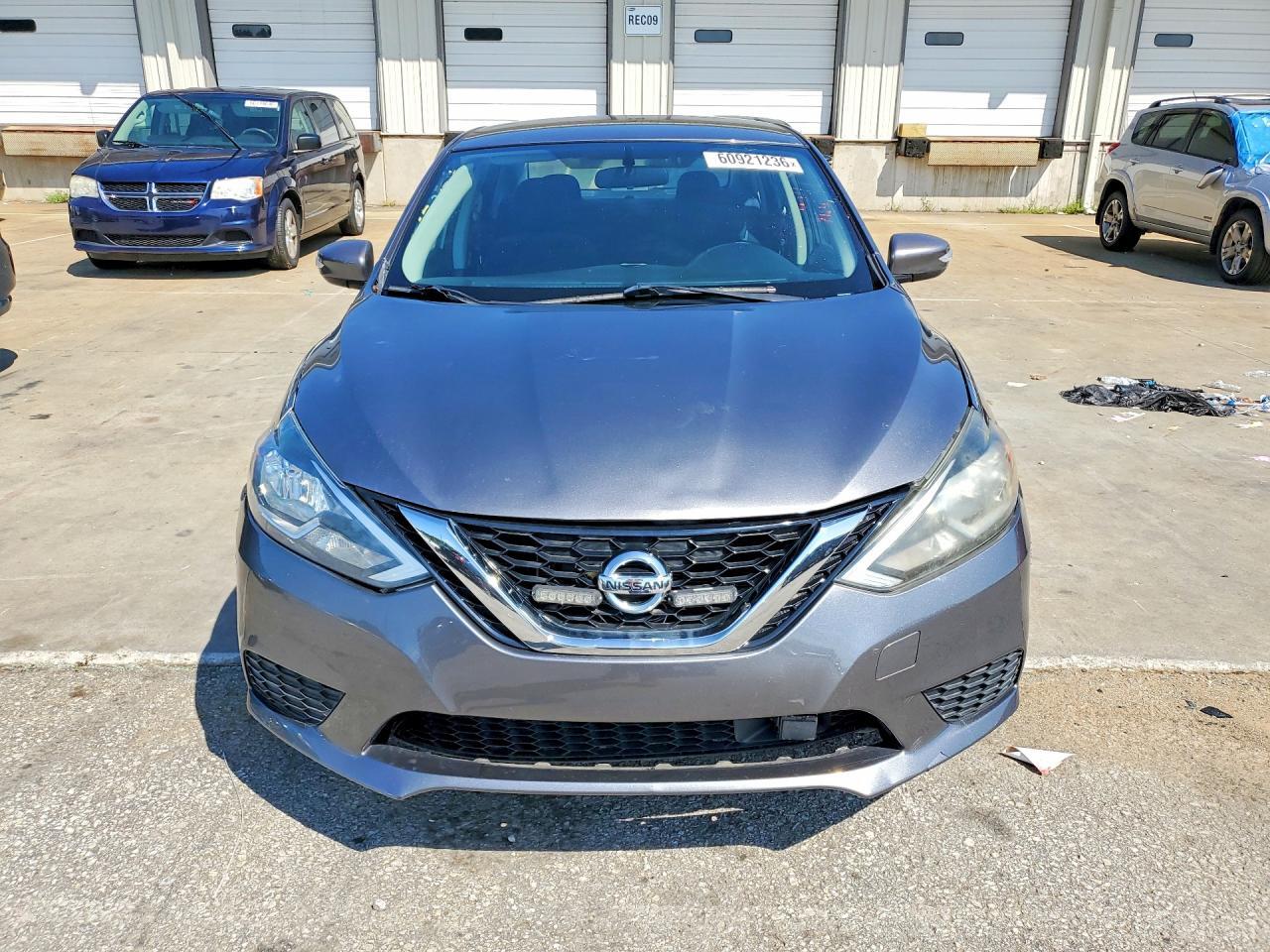 2019 NISSAN SENTRA SV — Фото 5 из 12