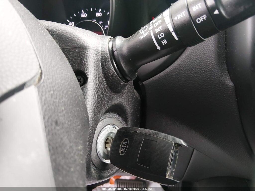 KNDJN2A23F7146314 2015 KIA SOUL photo no. 11