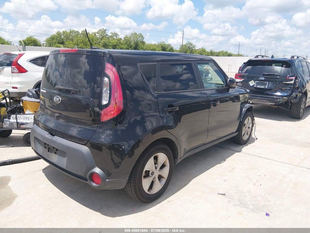 KNDJN2A23F7146314 2015 KIA SOUL photo no. 4