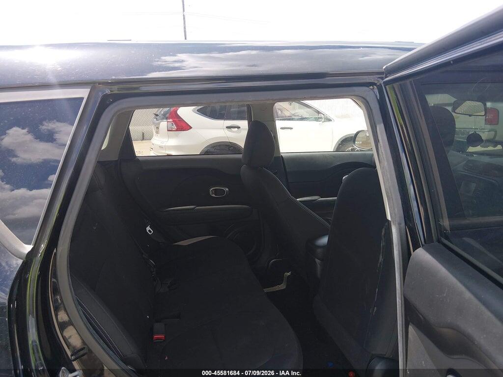 KNDJN2A23F7146314 2015 KIA SOUL photo no. 8