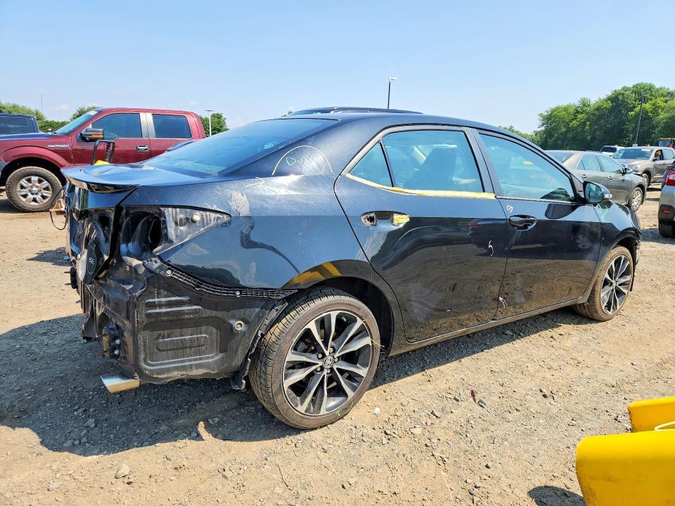 2T1BURHE1JC063794 2018 TOYOTA COROLLA photo no. 3