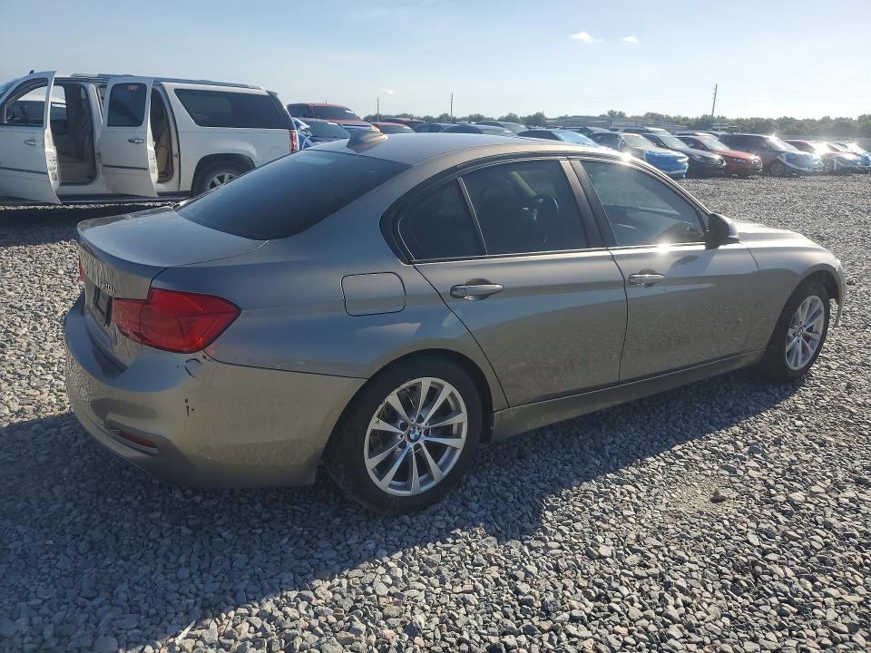 2018 BMW 320 I — Фото 3 из 12