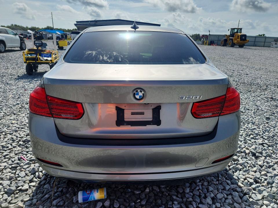 2018 BMW 320 I — Фото 6 из 12