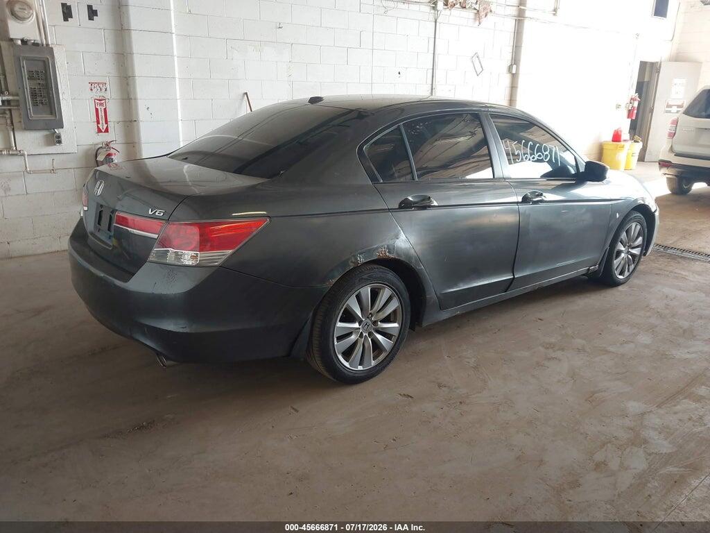 1HGCP3F85BA004387 2011 HONDA ACCORD photo no. 4