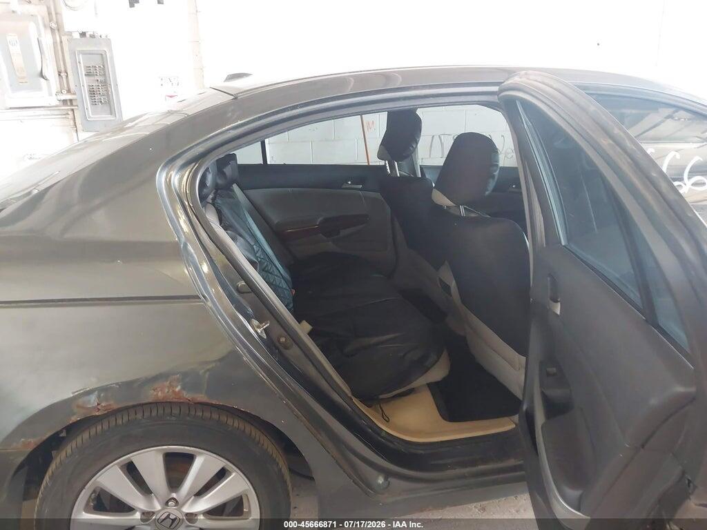 1HGCP3F85BA004387 2011 HONDA ACCORD photo no. 8