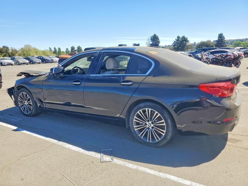 2018 BMW 530 I — Фото 2 из 12