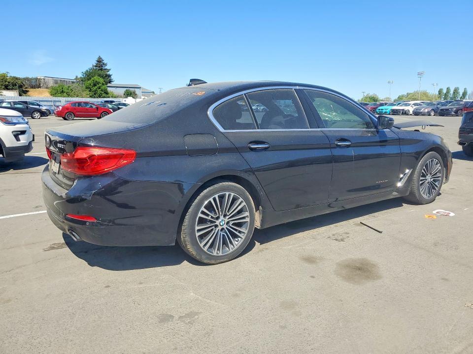 2018 BMW 530 I — Фото 3 из 12