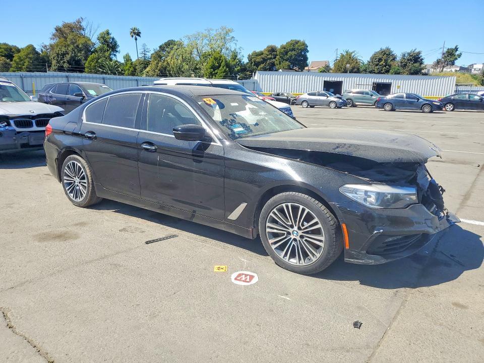 2018 BMW 530 I — Фото 4 из 12