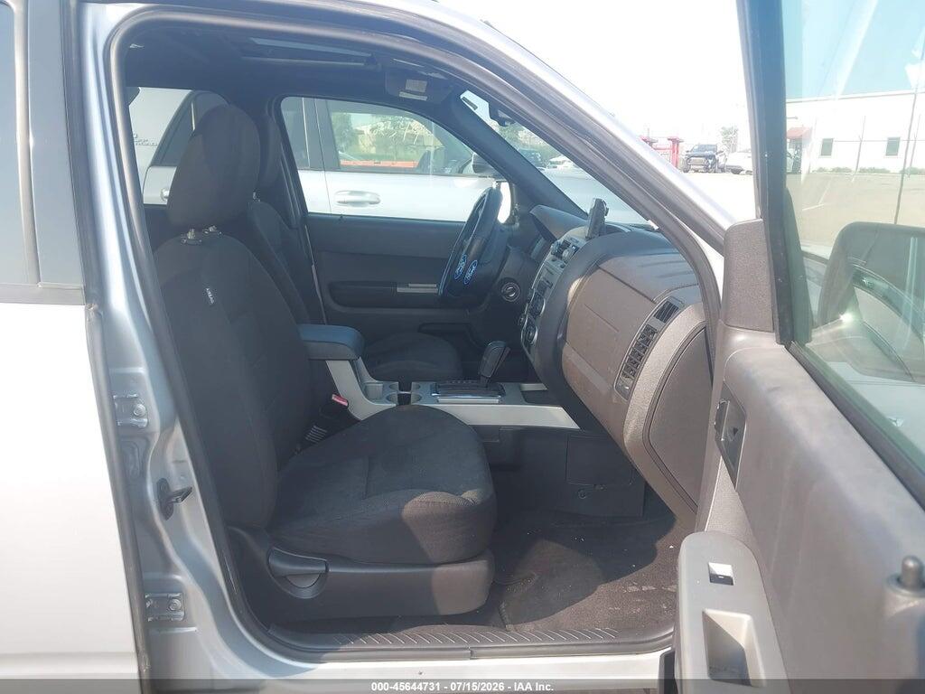 1FMCU93178KE12227 2008 FORD ESCAPE photo no. 5