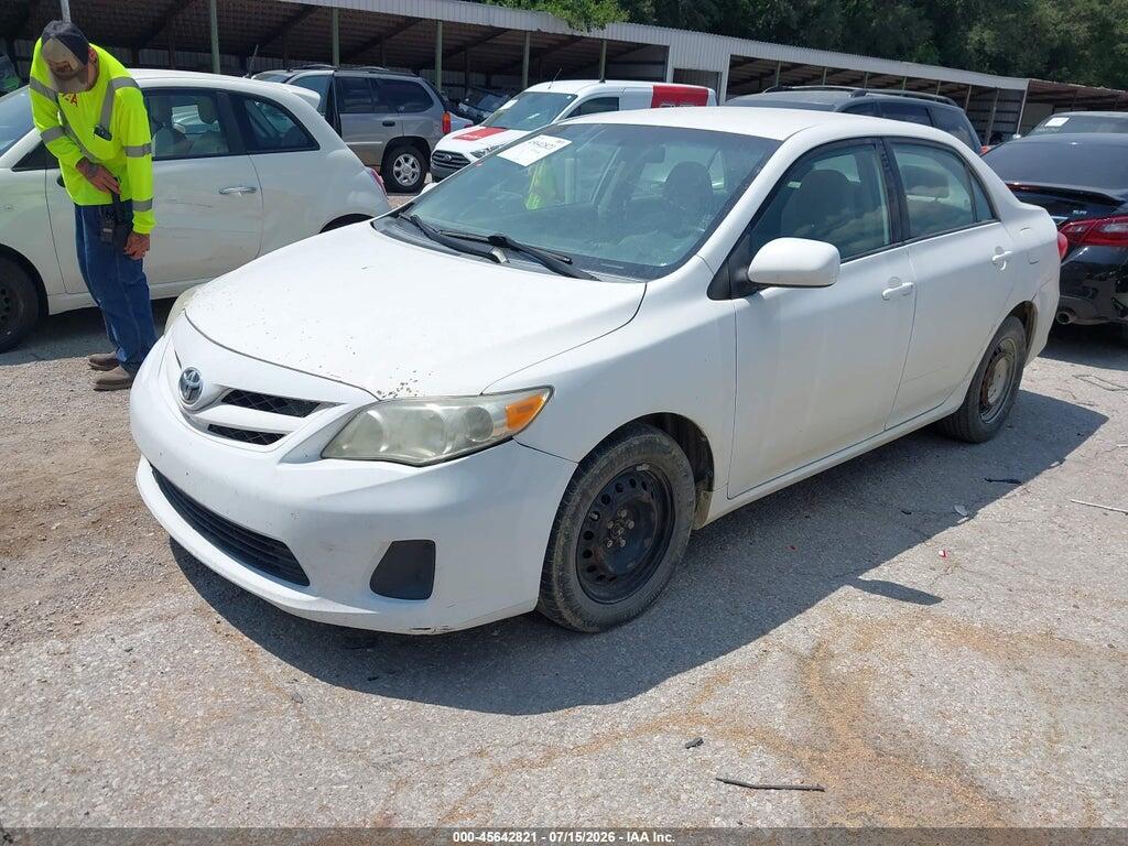 2T1BU4EE6BC613502 2011 TOYOTA COROLLA photo no. 2
