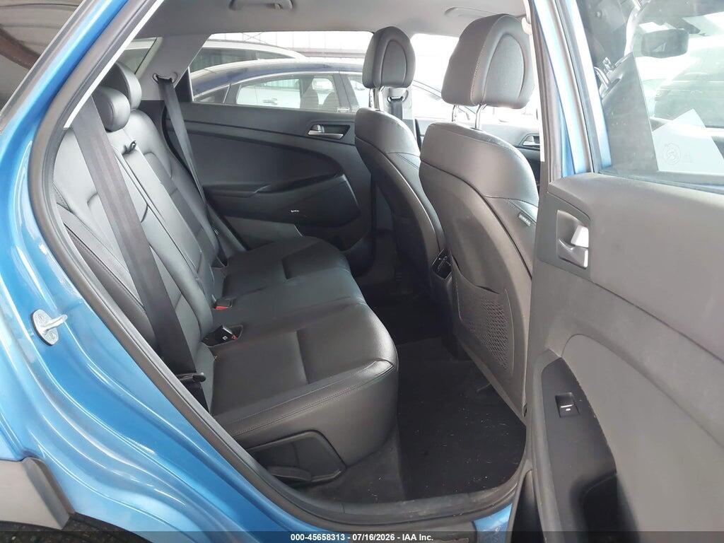 KM8J3CA21HU304645 2017 HYUNDAI TUCSON photo no. 8