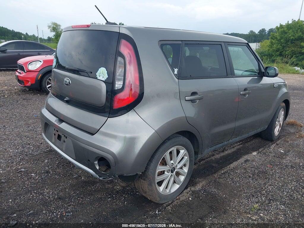 KNDJP3A55H7429634 2017 KIA SOUL photo no. 4