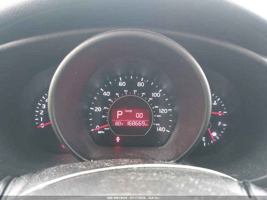 KNDJP3A55H7429634 2017 KIA SOUL photo no. 7