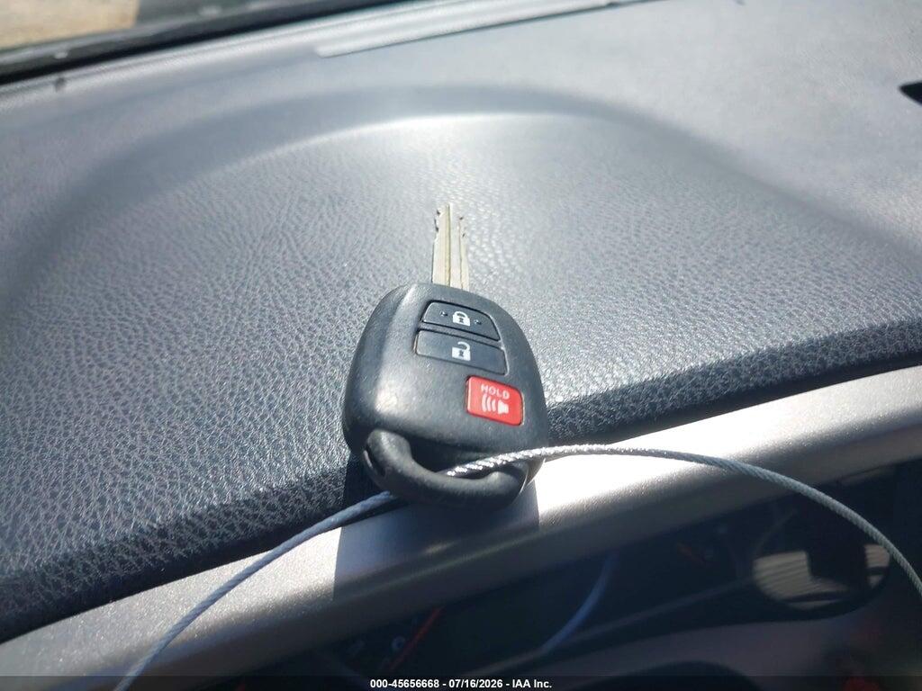 2T3BFREVXDW033458 2013 TOYOTA RAV4 photo no. 11