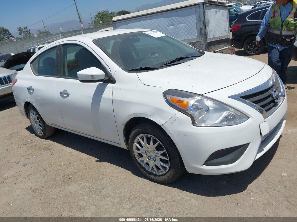 3N1CN7AP1JK408099 2018 NISSAN VERSA photo no. 1