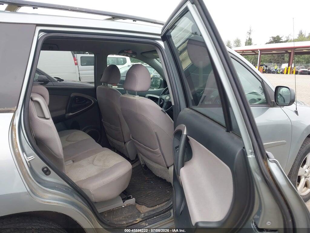 JTMBD33V476045178 2007 TOYOTA RAV4 photo no. 8