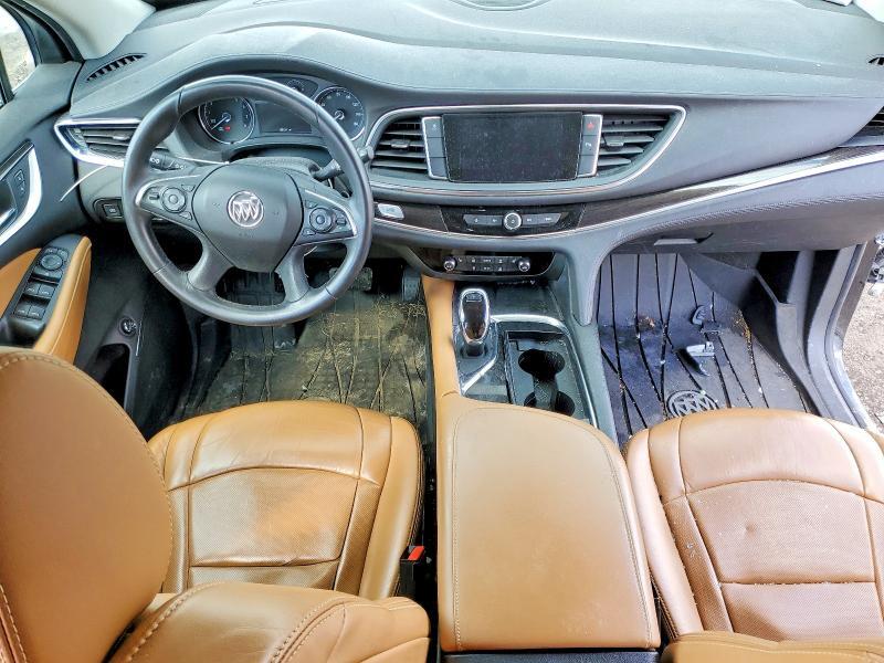 5GAERBKW7JJ156171 2018 BUICK ENCLAVE photo no. 8