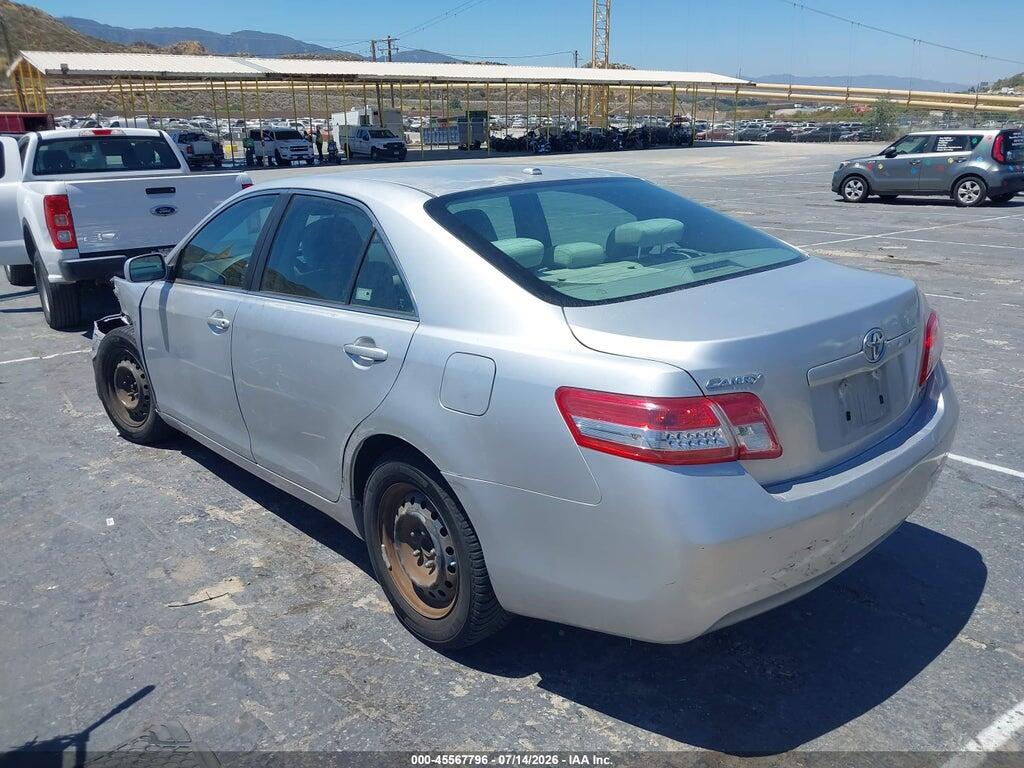 4T4BF3EK2BR128076 2011 TOYOTA CAMRY photo no. 3