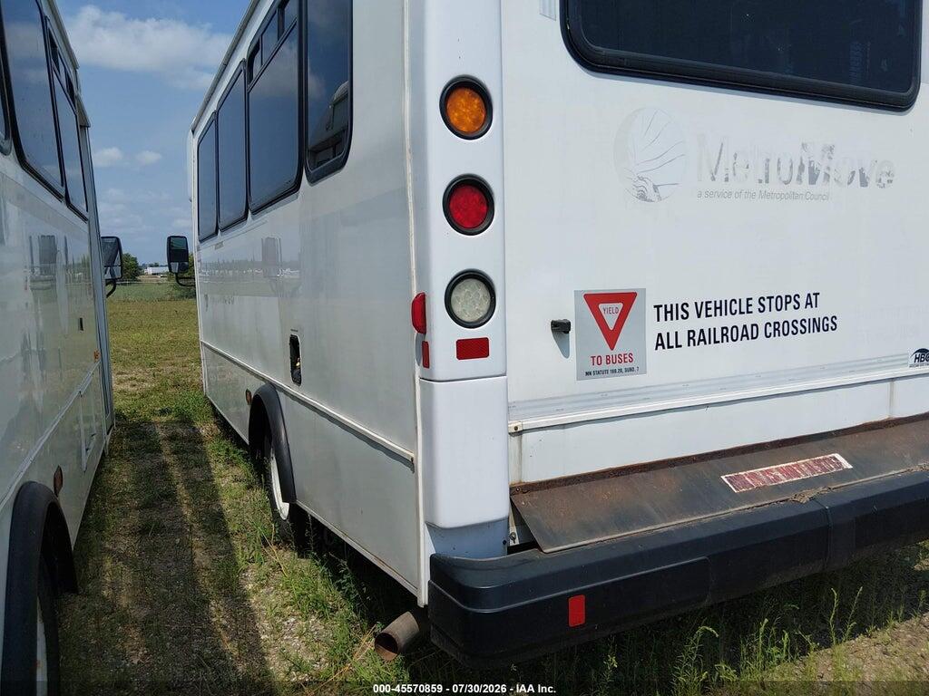1FDFE4FS9JDC36311 2018 FORD E-450 CUTAWAY photo no. 3