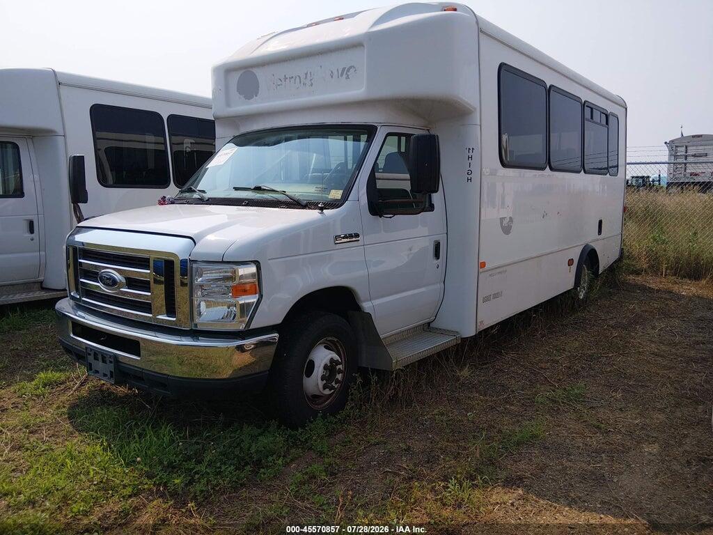 1FDFE4FS1JDC37288 2018 FORD E-450 CUTAWAY photo no. 2