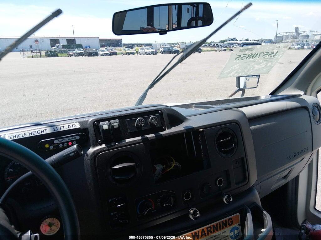 1FDFE4FS5JDC37293 2018 FORD E-450 CUTAWAY photo no. 6