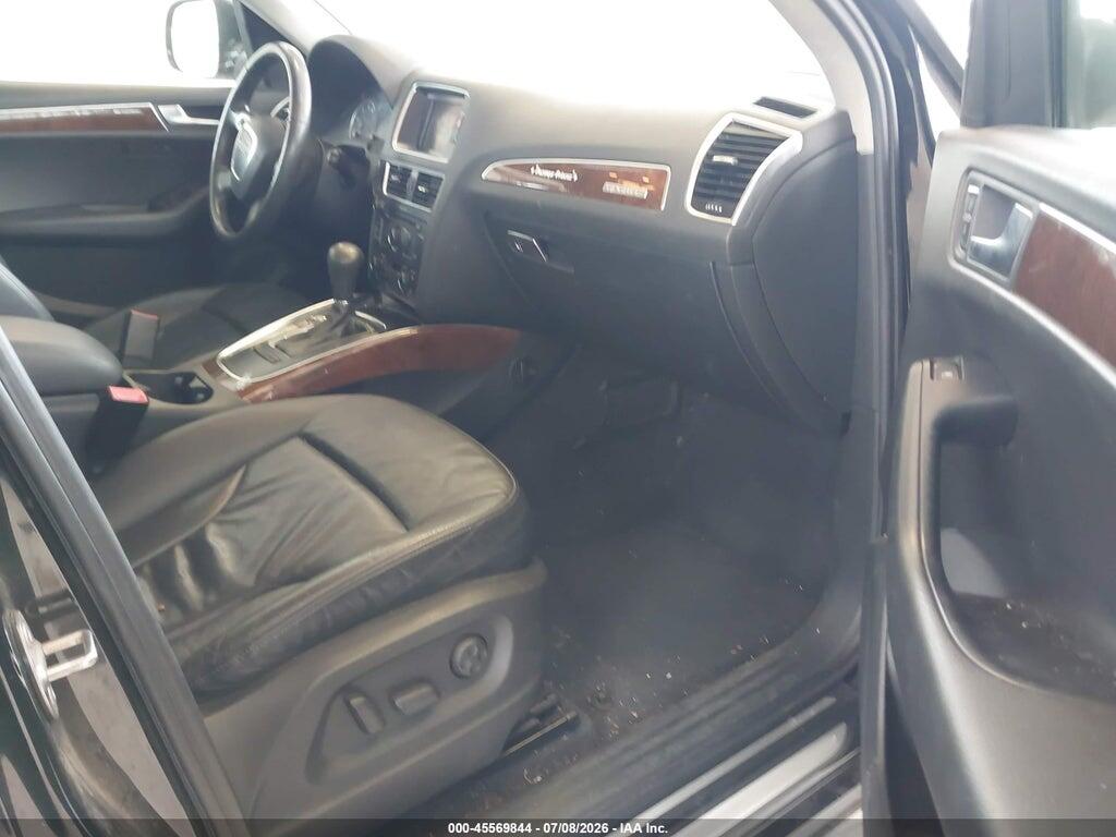 WA1LKAFP3AA044789 2010 AUDI Q5 photo no. 5