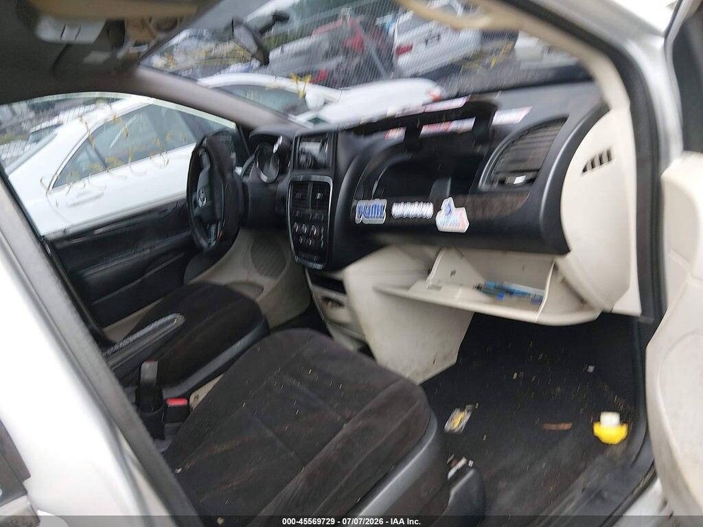 2D4RN4DG1BR652712 2011 DODGE GRAND CARAVAN photo no. 5