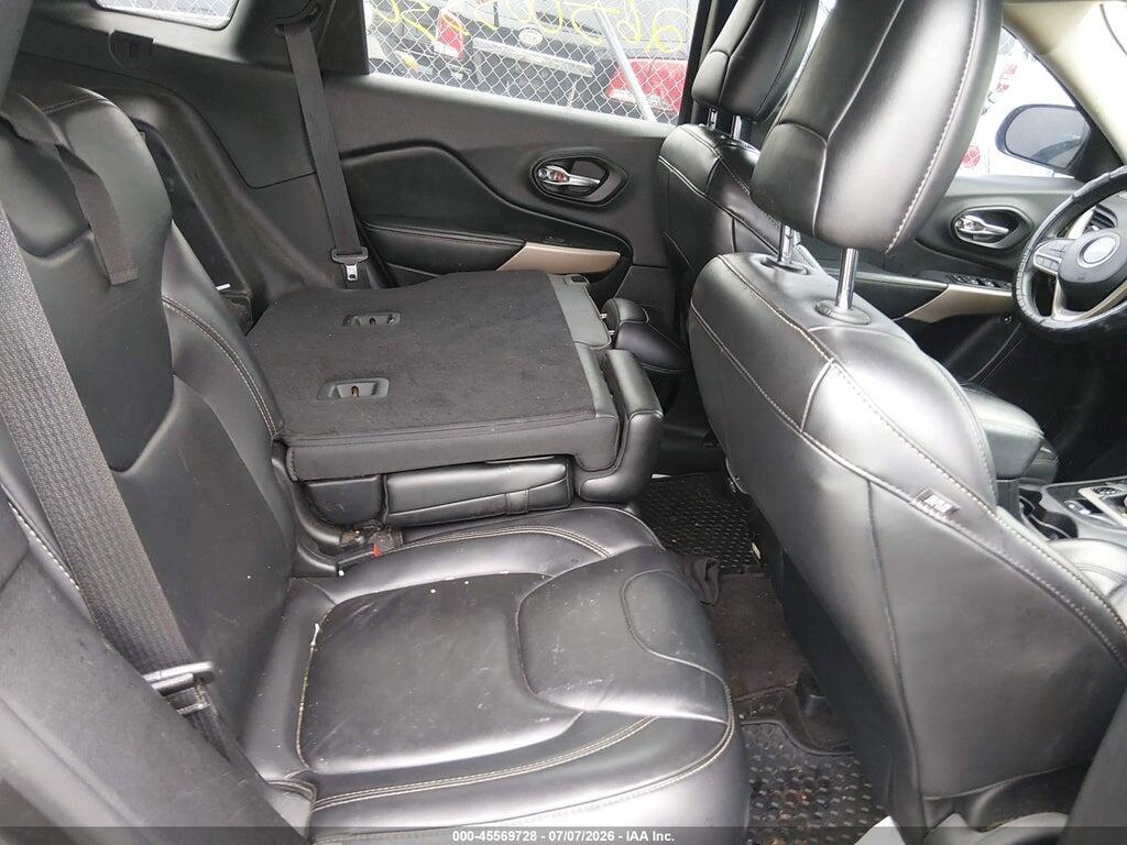 1C4PJMCB9HW575433 2017 JEEP CHEROKEE photo no. 8