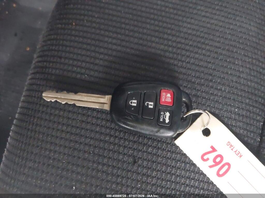 2T1BURHE8FC245287 2015 TOYOTA COROLLA photo no. 11