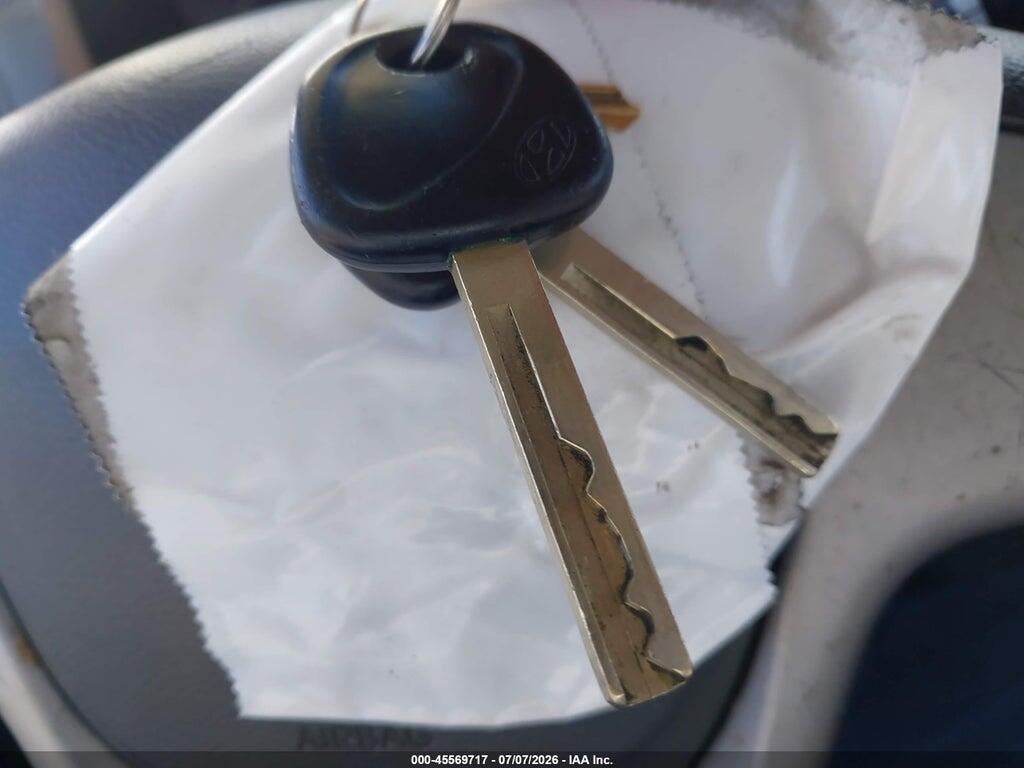 KMHCT4AE3GU092645 2016 HYUNDAI ACCENT photo no. 11