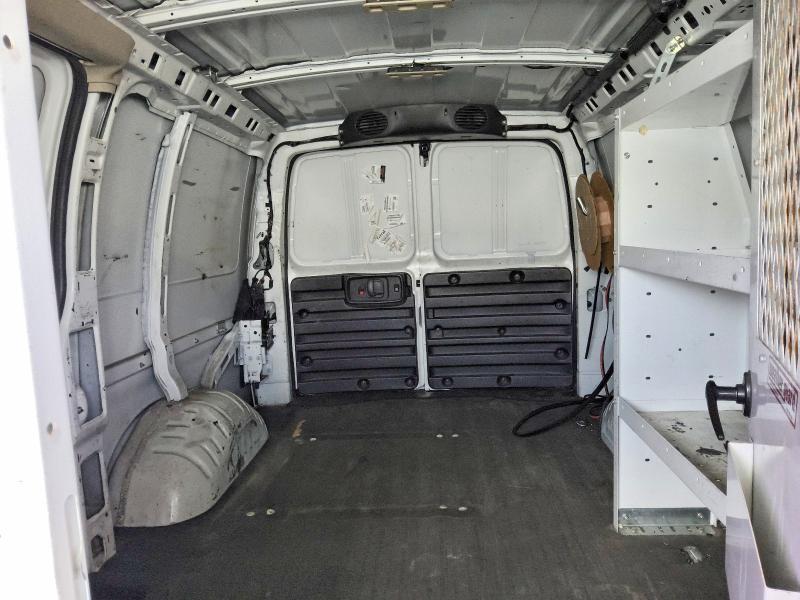 2019 CHEVROLET EXPRESS G2500 — Фото 10 из 13