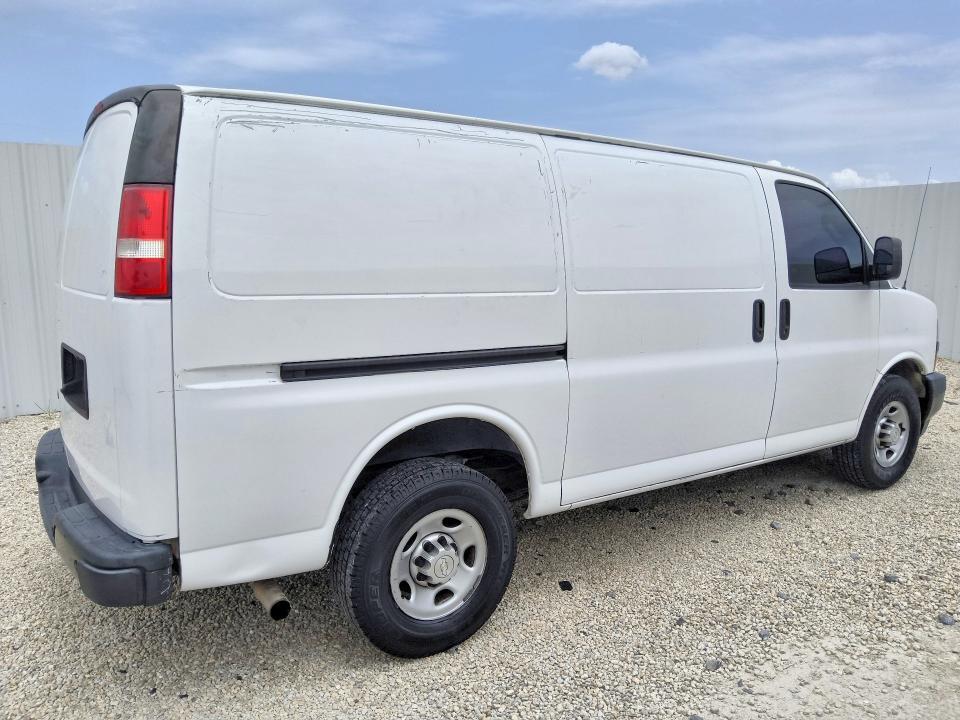 2019 CHEVROLET EXPRESS G2500 — Фото 3 из 13