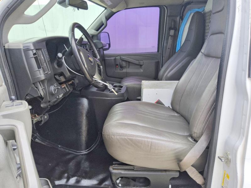 2019 CHEVROLET EXPRESS G2500 — Фото 7 из 13
