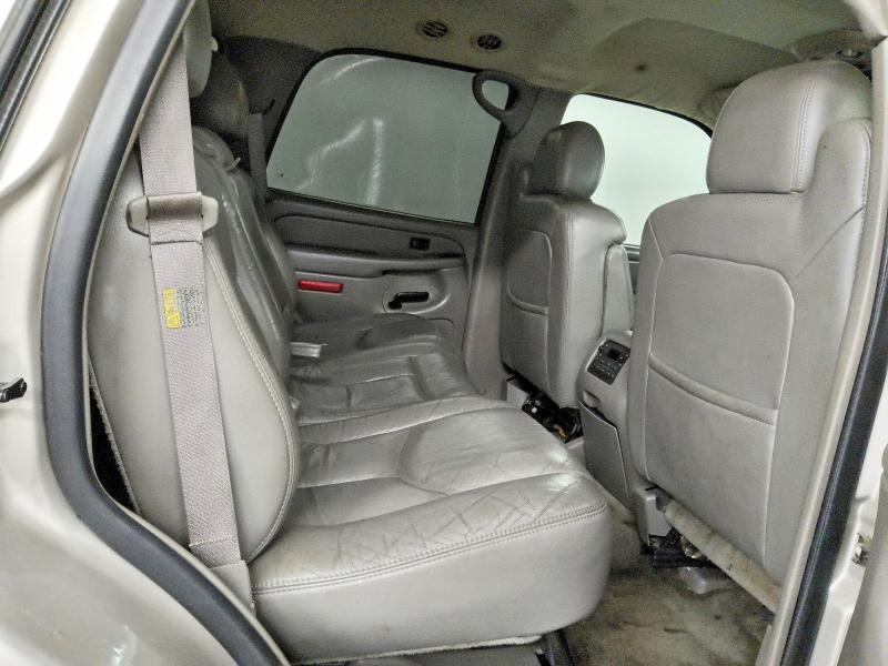 2004 CHEVROLET TAHOE C1500 — Фото 11 из 13